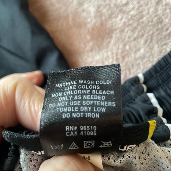 Under Armour Black and White Weatherproof Pants - Picture 7 of 12